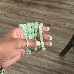 Elegant Green Beaded Bracelet